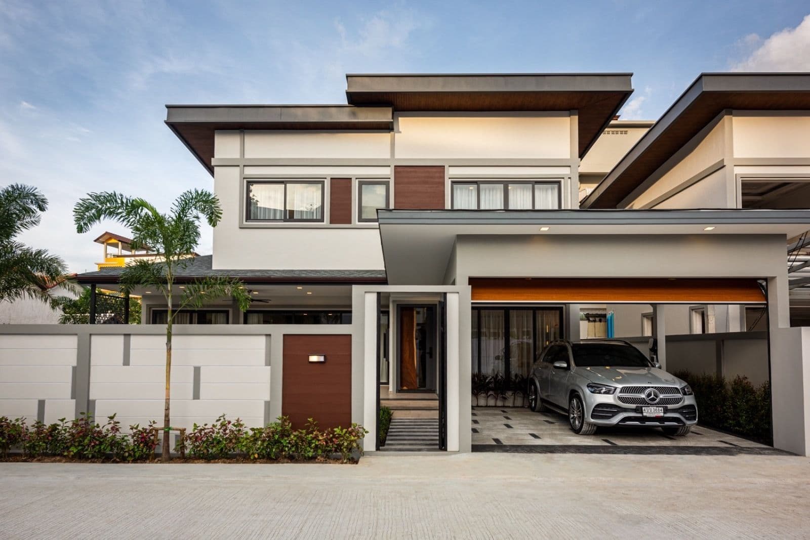 Vila de Luxo com Piscina no Coração de Pattaya — 1